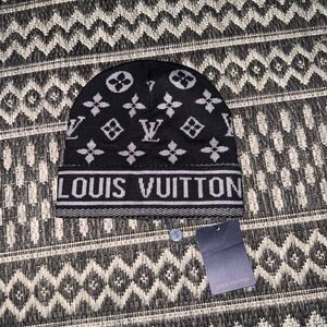 Louis Vuitton Monogram Black and Gray Beanie